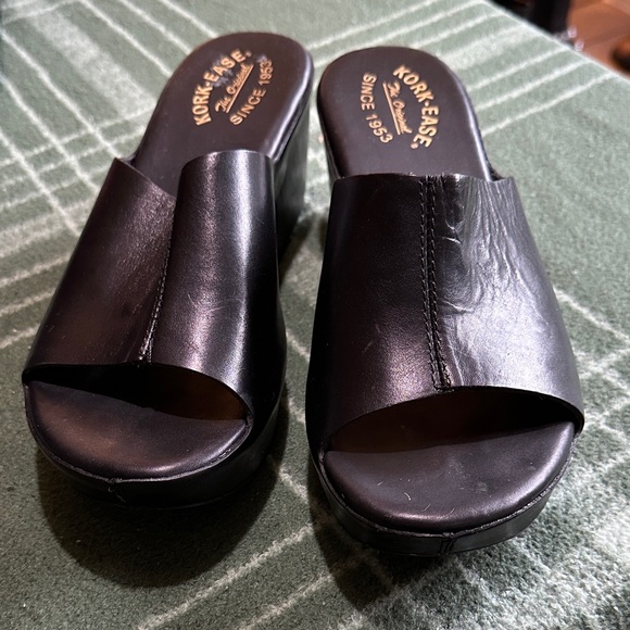 Kork-Ease Shoes - Kork-Ease Black Leather Mules size 9